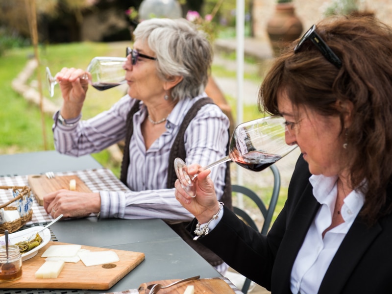 Agriturismo Pietralta - Degustazione dei vini dell'azienda agricola