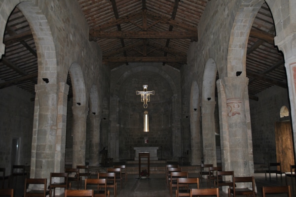 Interno-Pieve-di-Cellole-2